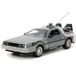 Model samochodu Back to the Future 1/24 Time Machine (Delorean)