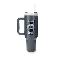 Kubek termiczny z uchem Wednesday - Toxic (1140 ml)