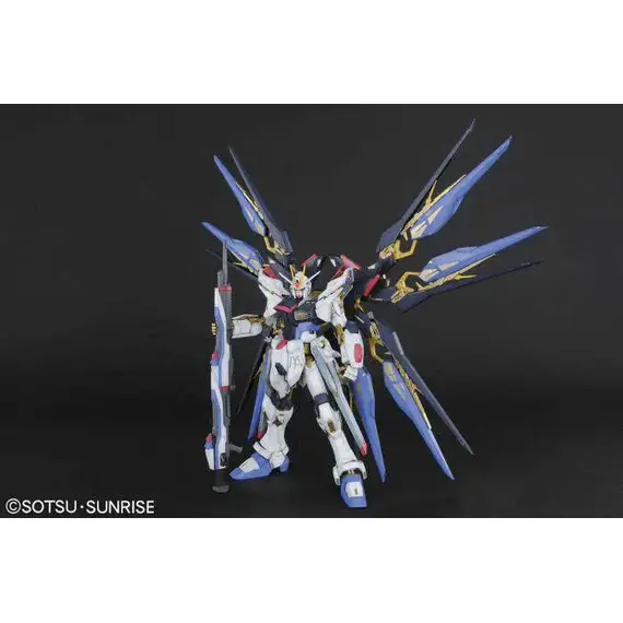Model do składania GUNDAM PG 1/60 - Strike Freedom Gundam