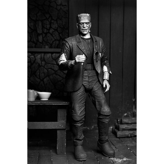 Figurka Universal Monsters (Narzeczona Frankensteina) - Ultimate Frankenstein's Monster (Czarno-biały)- Zdjęcie 17