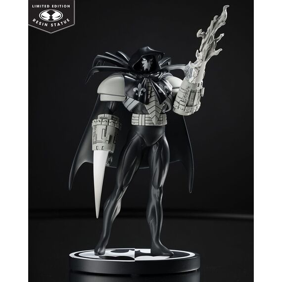 Figurka DC Direct Batman: Black & White 1/10 - Azrael (by Joe Quesada)- Zdjęcie 4