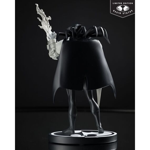 Figurka DC Direct Batman: Black & White 1/10 - Azrael (by Joe Quesada)- Zdjęcie 10