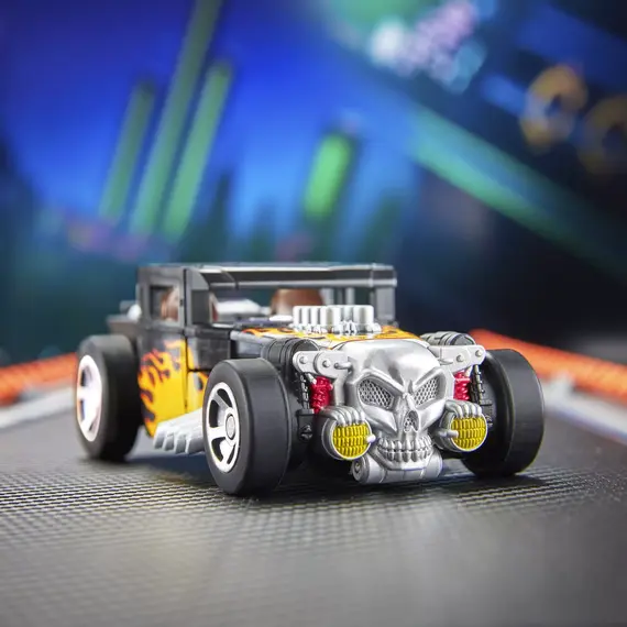 Figurka Transformers x Hot Wheels - Bone Shaker- Zdjęcie 12