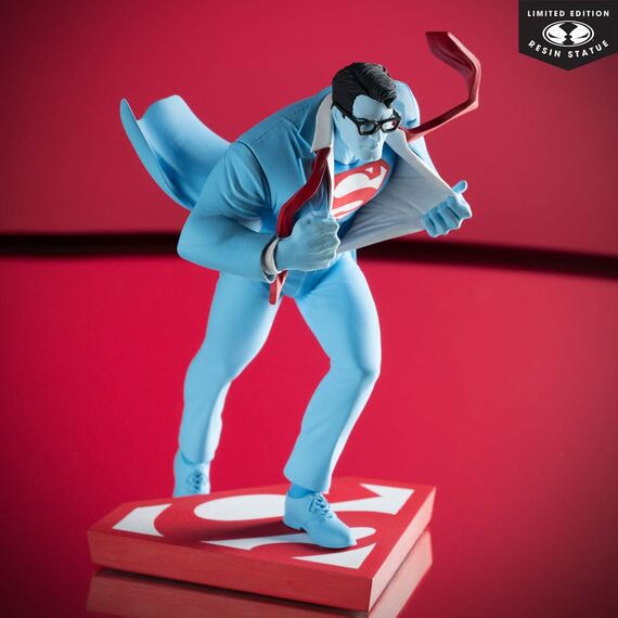 Figurka DC Direct 1/10 -  Superman Red and Blue (by Clayton Henry) Limited Edition- Zdjęcie 11