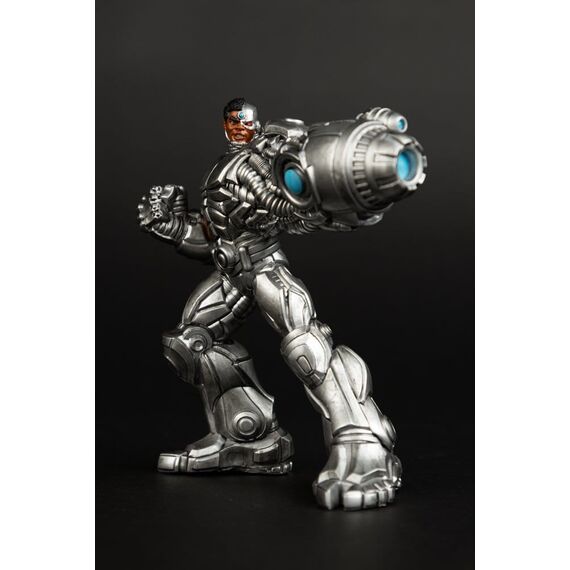 Figurka DC Direct Todd's Mods - Cyborg- Zdjęcie 20