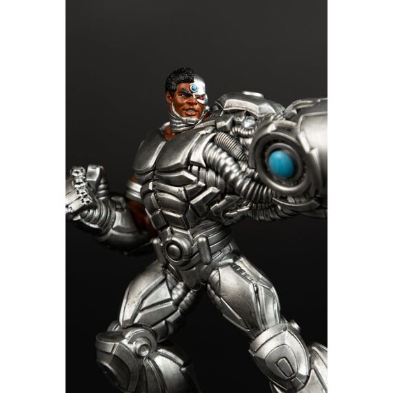 Figurka DC Direct Todd's Mods - Cyborg- Zdjęcie 24