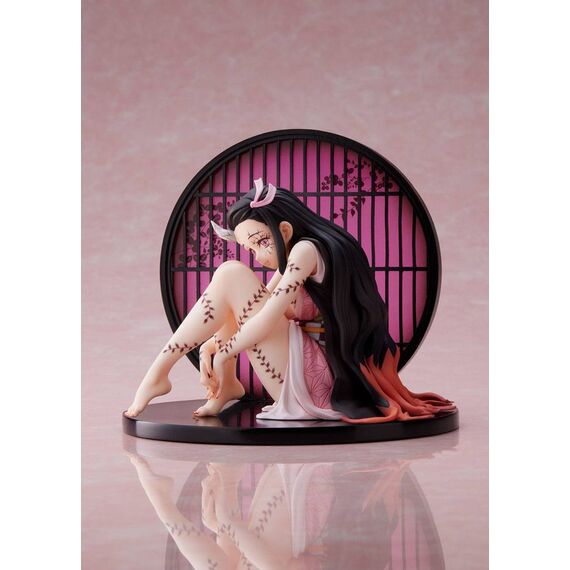 Figurka Demon Slayer: Kimetsu no Yaiba 1/8 Entertainment District Arc Nezuko Kamado (Demon Form Advancing Version)- Zdjęcie 2