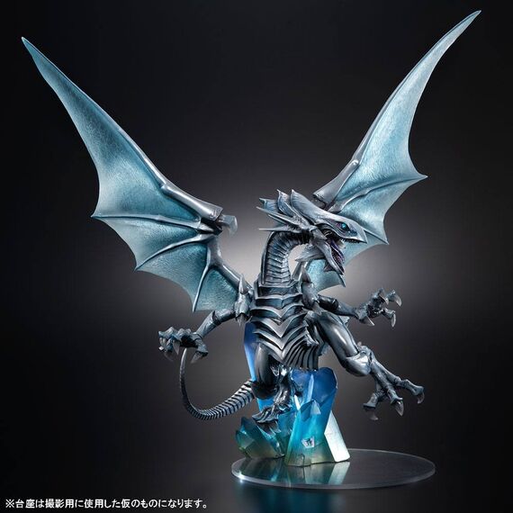 Figurka Yu-Gi-Oh! Duel Monsters Art Works Monsters - Blue Eyes White Dragon (Holographic Edition)- Zdjęcie 3