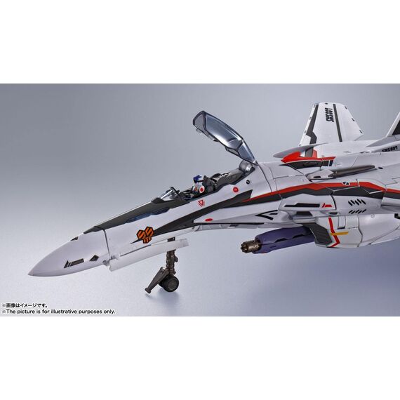 Figurka Macross Frontier DX Chogokin - VF-25F Super Messiah Valkyrie (Alto Saotome Custom) Revival Ver.- Zdjęcie 14