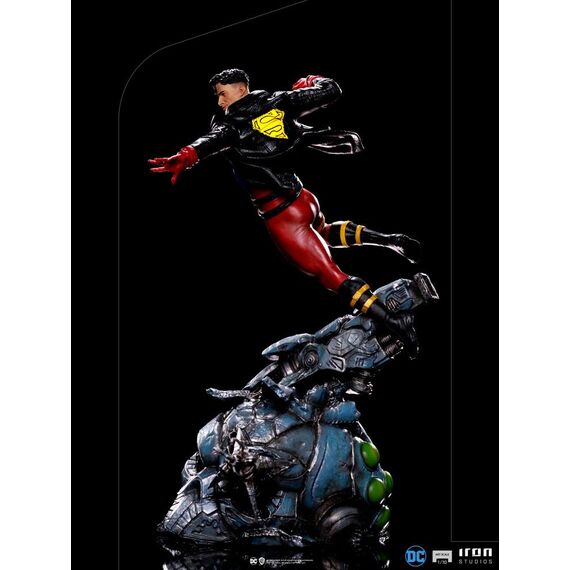 Figurka DC Comics Deluxe Art Scale 1/10 Superboy- Zdjęcie 4