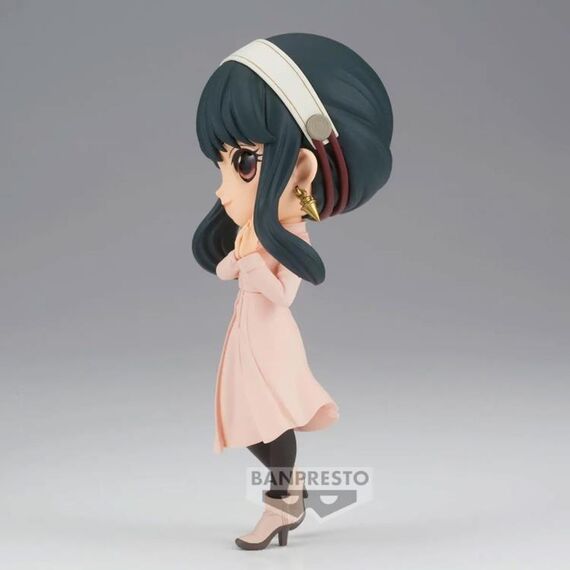 Figurka Spy x Family Q Posket - Yor Forger (Going Out Ver.)- Zdjęcie 4