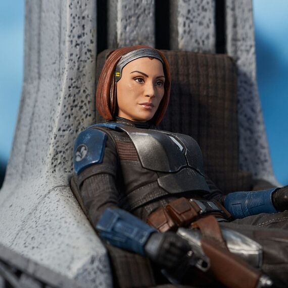Figurka Star Wars: The Mandalorian Premier Collection 1/7 - Bo-Katan Kryze on Throne- Zdjęcie 9