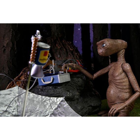 Figurka E.T. the Extra-Terrestrial Ultimate Deluxe - E.T.- Zdjęcie 15