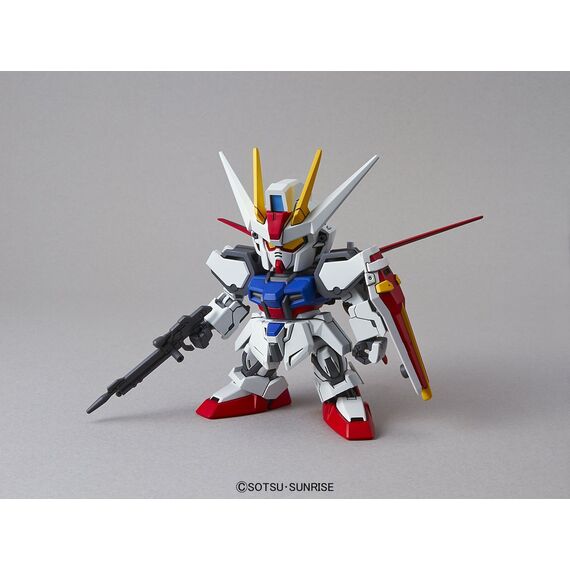 Model figurki GUNDAM SD EX-STANDARD - GAT-X105+AQM/E-X01 Aile Strike Gundam- Zdjęcie 3