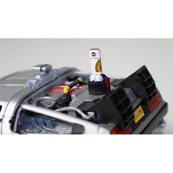 Model Back to the Future II 1/24 81 DeLorean LK Coupe- Zdjęcie 25