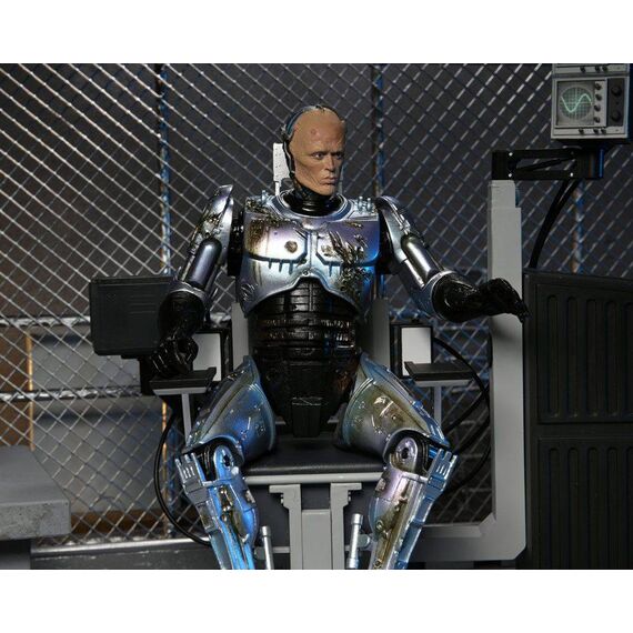 Figurka RoboCop Ultimate - Battle Damaged RoboCop with Chair- Zdjęcie 13