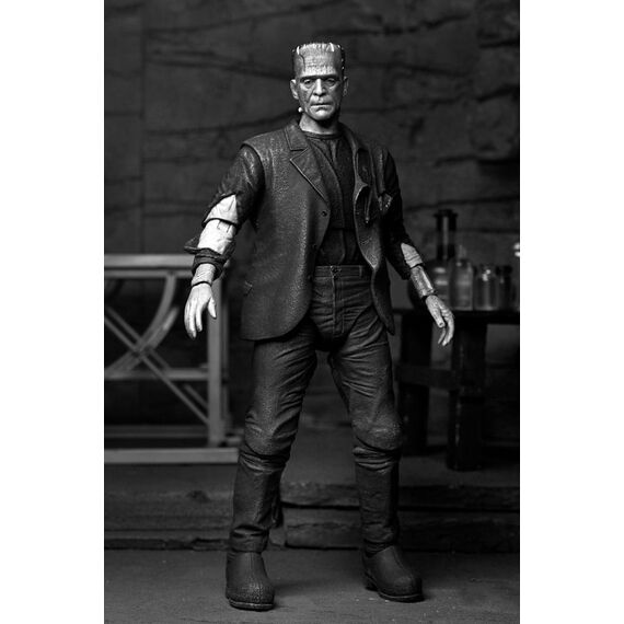 Figurka Universal Monsters (Narzeczona Frankensteina) - Ultimate Frankenstein's Monster (Czarno-biały)- Zdjęcie 10