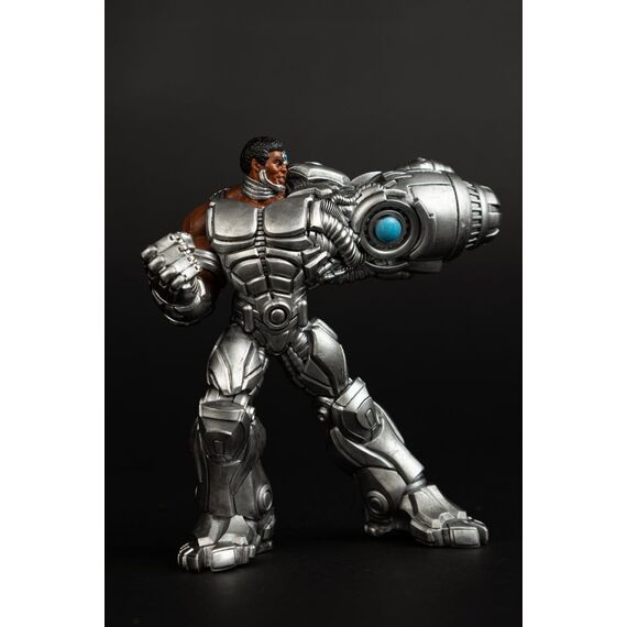 Figurka DC Direct Todd's Mods - Cyborg- Zdjęcie 23