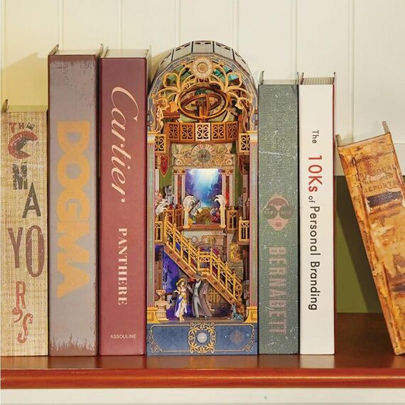Model do składania Book Nook - Spacetime museum- Zdjęcie 3