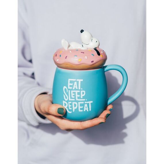 Duży kubek z pokrywką 3D Peanuts - Snoopy Eat, Sleep, Repeat (500 ml)- Zdjęcie 4