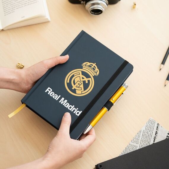 Notes premium A5 Real Madrid (długopis z projektorem)- Zdjęcie 5