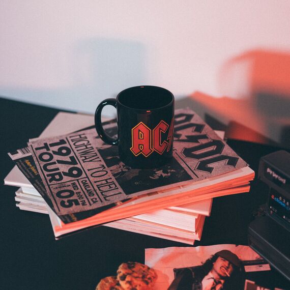 Kubek ceramiczny AC/DC (350ml)- Zdjęcie 6