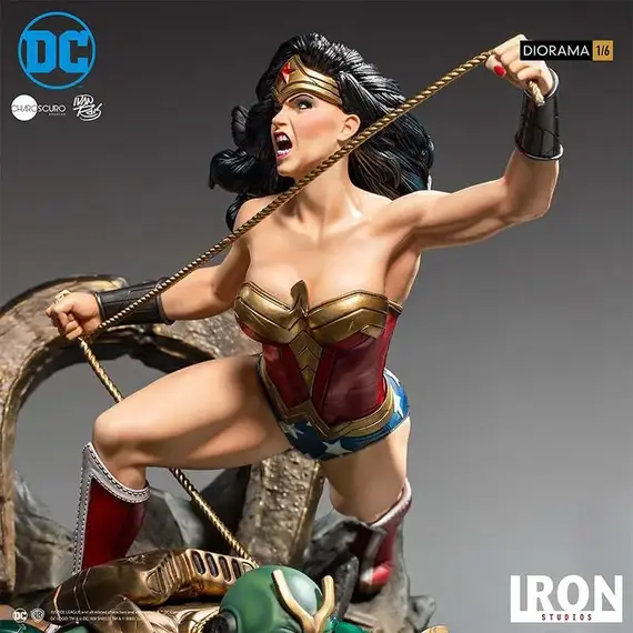 Figurka DC Comics Diorama 1/6 - Wonder Woman vs. Darkseid- Zdjęcie 5