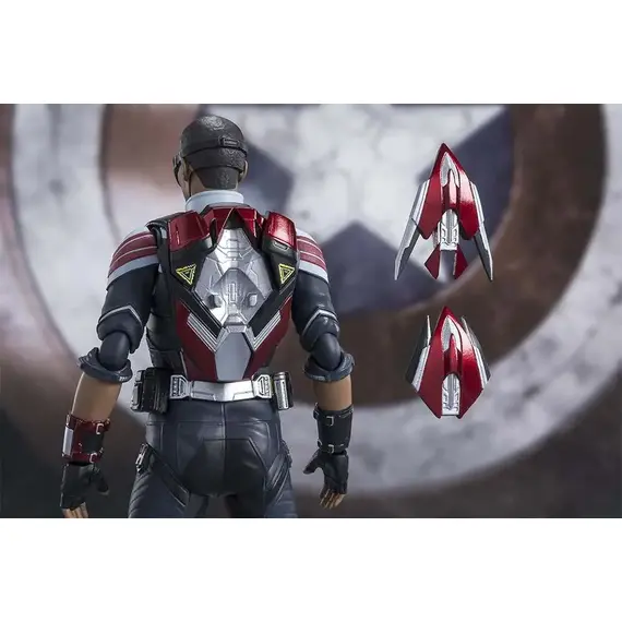 Figurka The Falcon and the Winter Soldier S.H. Figuarts - Falcon- Zdjęcie 4