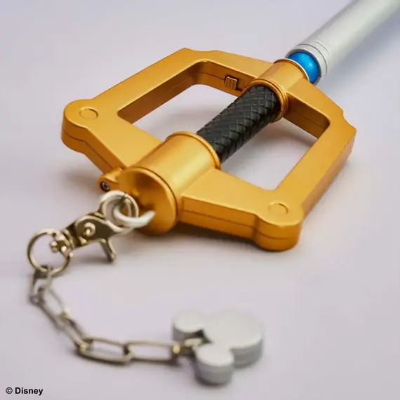 Replika Kingdom Hearts - Keyblade z podświetleniem- Zdjęcie 5