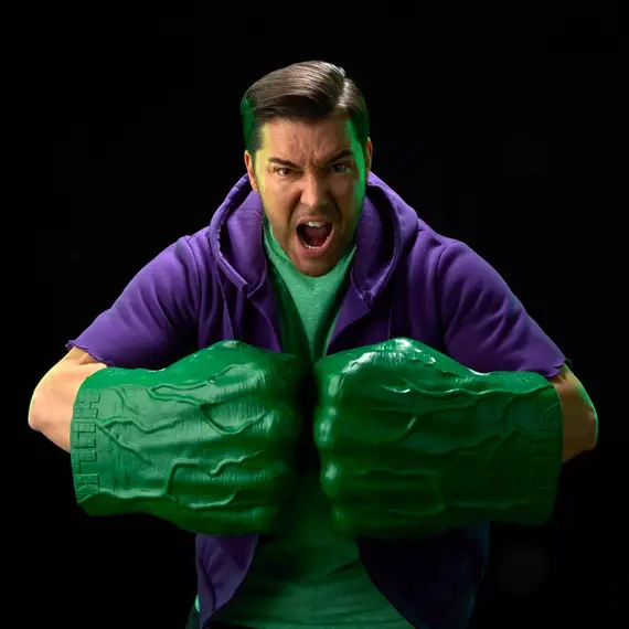 Replika elektroniczna Marvel Legends (The Incredible Hulk) 1/1 - Pięści Hulka- Zdjęcie 12