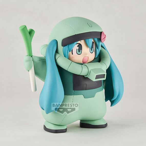 Figurka Gundam 45th Anniversary x Hatsune Miku - Zaku Costume (Hatsune Miku Ver.)- Zdjęcie 3