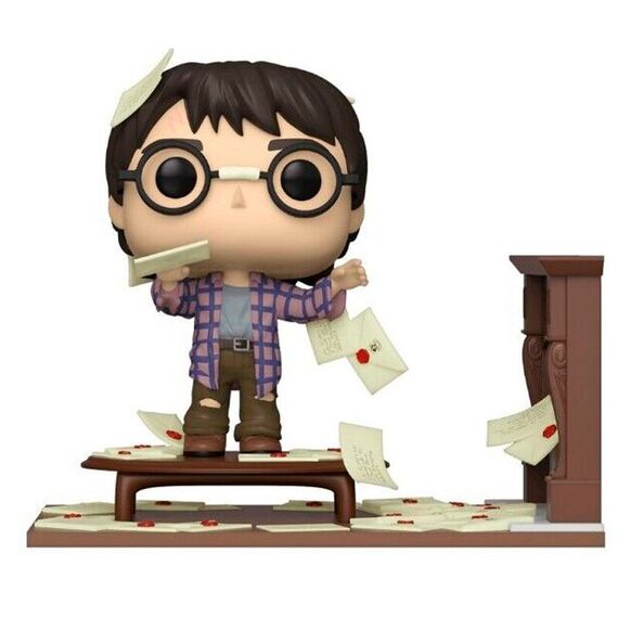 Figurka Harry Potter POP! Deluxe - Harry Potter with Hogwarts Letters (Exclusive) [136]