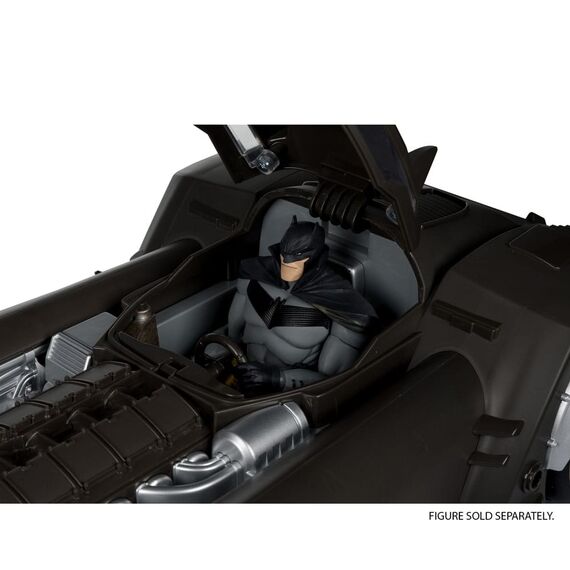 Pojazd DC Multiverse (Batman: White Knight) - Batmobile (Gold Label)- Zdjęcie 6