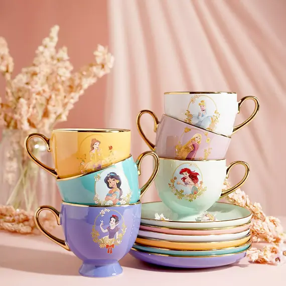 Filiżanka do herbaty ze spodkiem Disney Księżniczki - Królewna Śnieżka (200 ml)- Zdjęcie 7