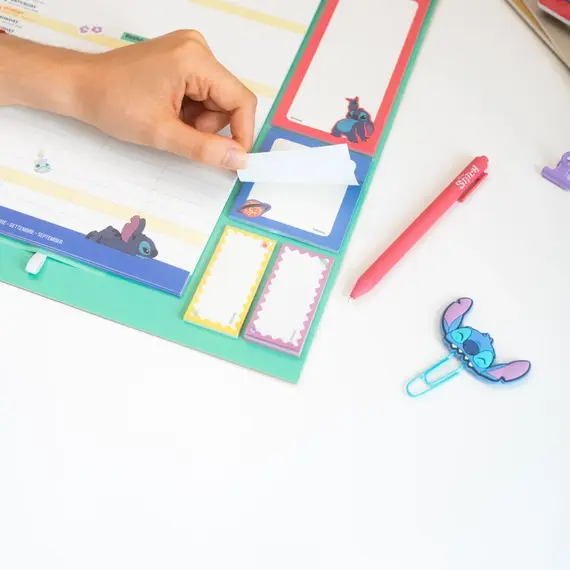 Planer ścienny Disney Stitch 2025/2026 (16 miesięcy)- Zdjęcie 5