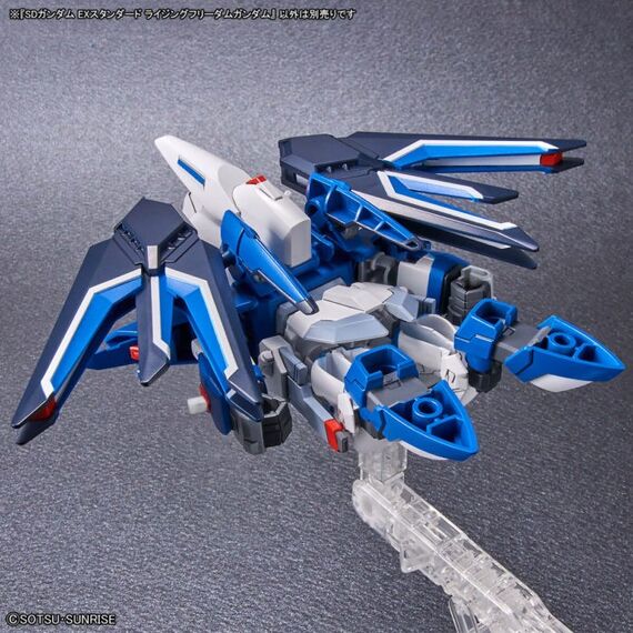 Model figurki GUNDAM SD EX-STANDARD - STTS-909 RISING FREEDOM GUNDAM- Zdjęcie 6